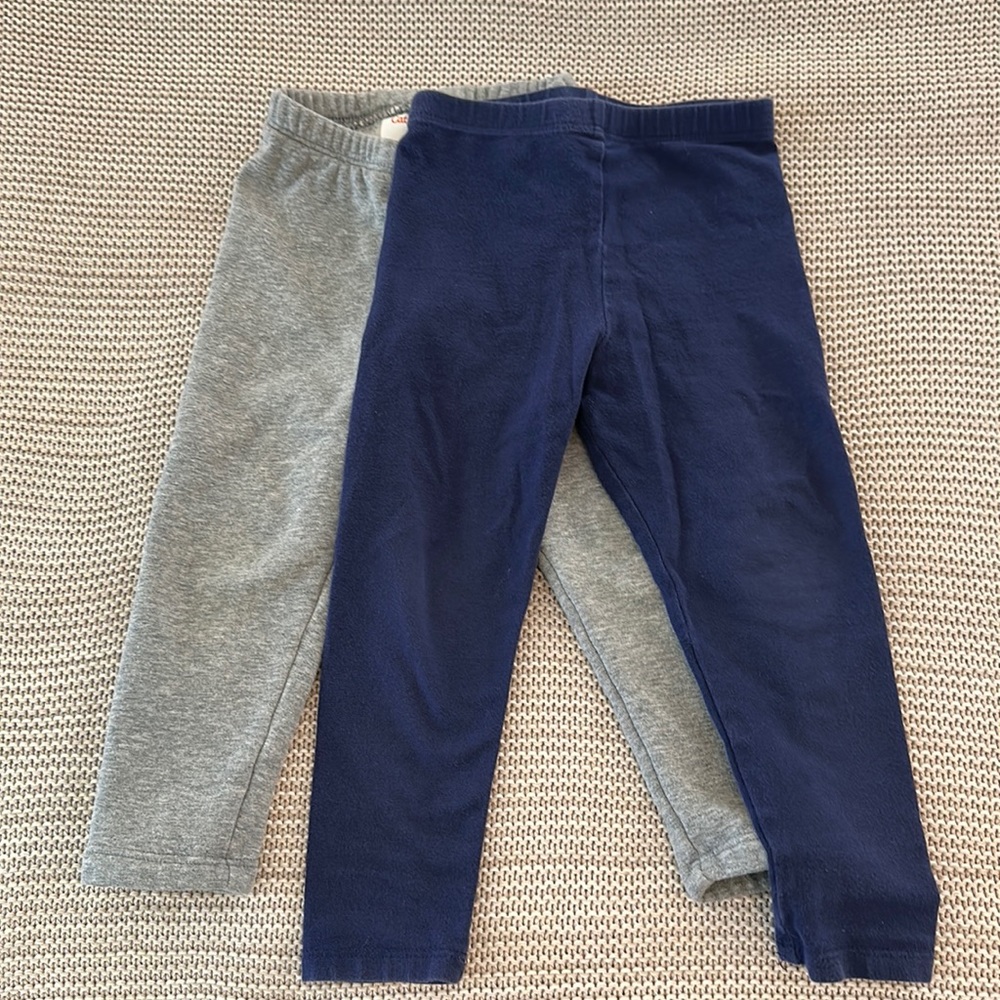 EUC Set of 2 leggings, 2T